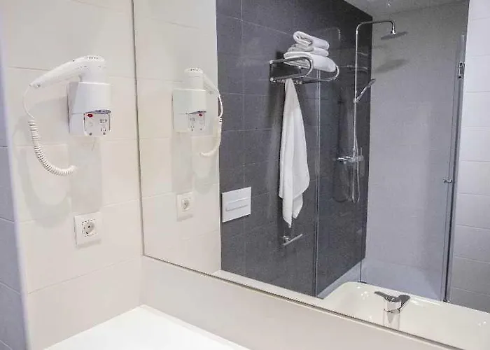 Barcelona 3* Viladecáns