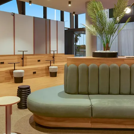 Barcelona Szálloda Viladecáns