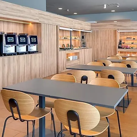 Barcelona Hotel 3*