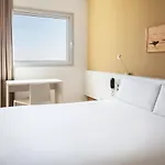 Barcelona 3* Viladecáns