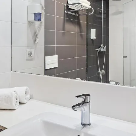 Barcelona 3* Viladecáns