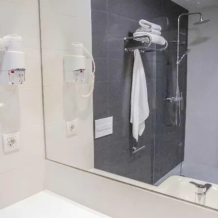 Barcelona 3* Viladecáns