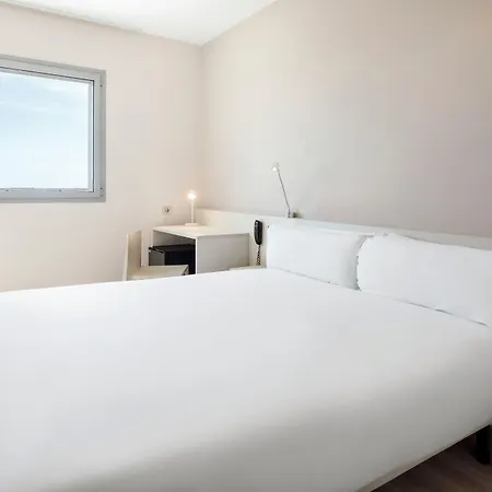 Barcelona 3* Viladecáns